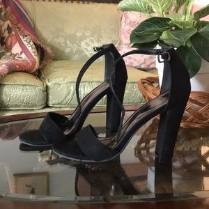 EUC Black Block Heels 🖤